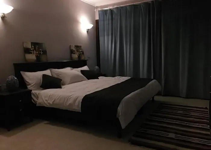 Chill Out Holidays⁸ Guest house